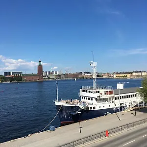 Gustaf Af Klint Hotel en barco